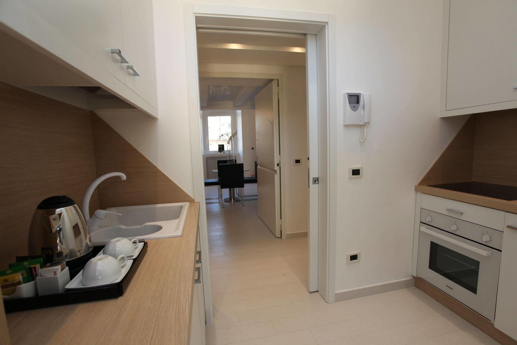 Lhp Suite Roma Piazza Del Popolo Bagian luar foto