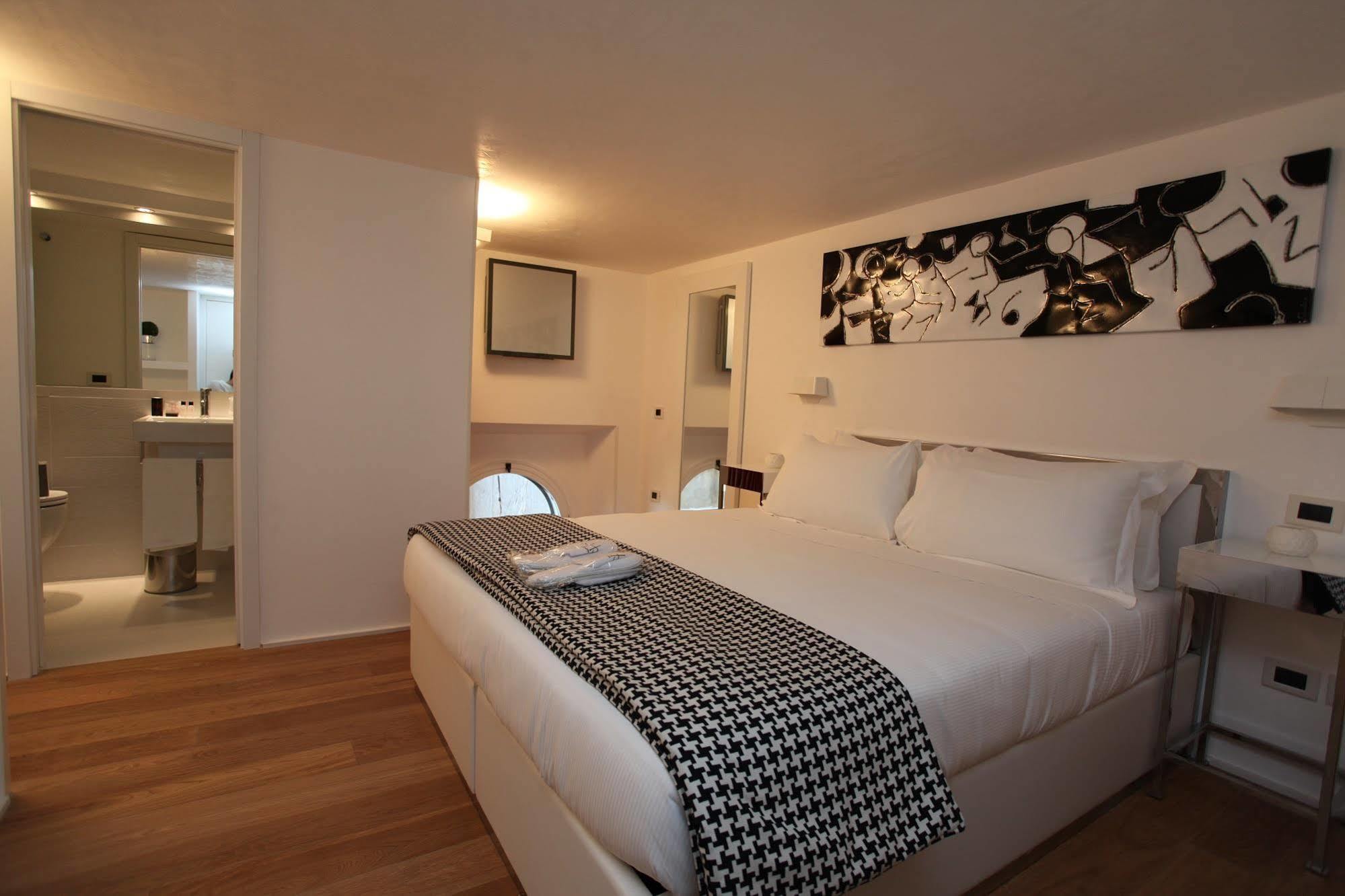 Lhp Suite Roma Piazza Del Popolo Bagian luar foto